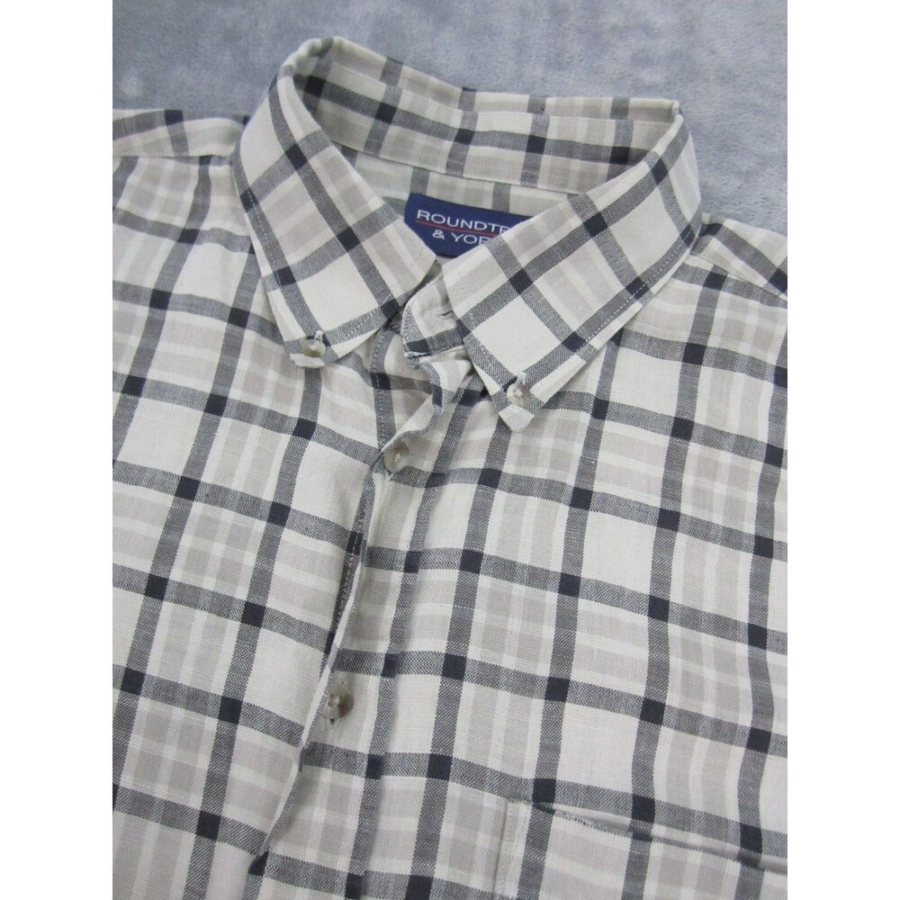 Roundtree & Yorke Shirt Men's Sz. Large Short Sleeve Plaid Gray Linen Blend
